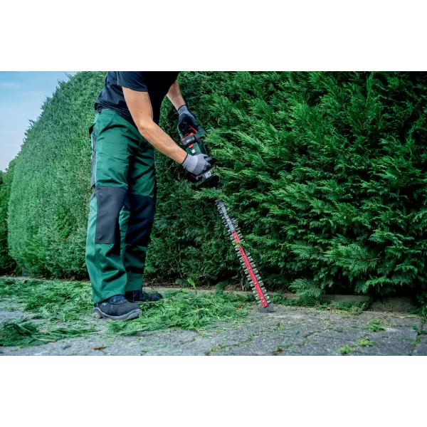 Aku nůžky na živý plot 18V bez aku HS 18 LTX BL 65 Metabo 601723850