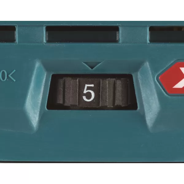 Aku kombinovaná frézka s příslušenstvím Li-ion XGT 40V 2x4,0Ah Makita RT001GM209