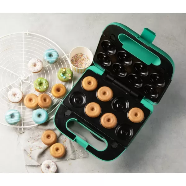 Sendvičovač a vaflovač 5v1 DOMO DO1109C