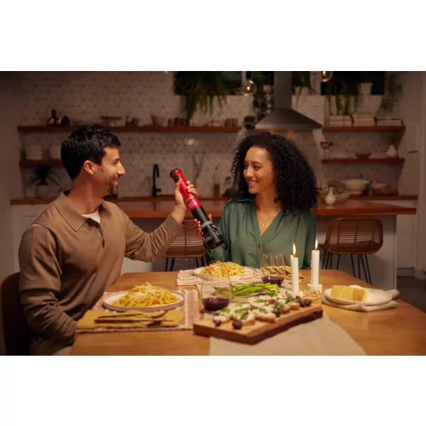 Aku tyčový mixér 7,2V 1x2,0Ah 6v1 - červený Black&Decker BCKM1016KSR