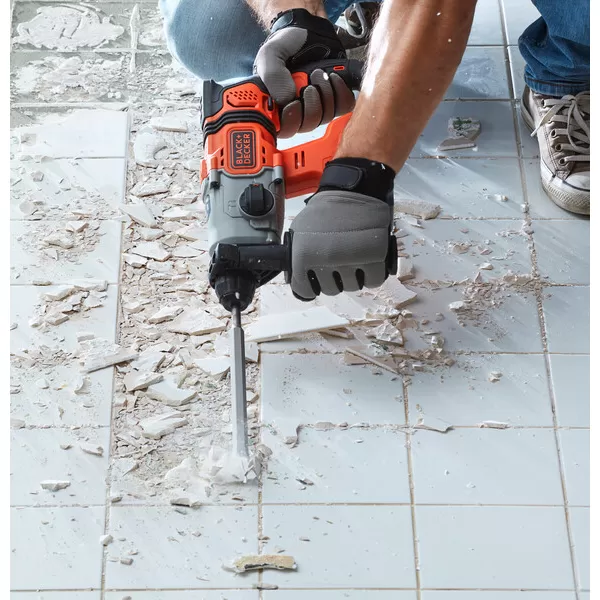 Aku kombinované kladivo 18V 1x2,0Ah v tašce Black&Decker BCD900D1S