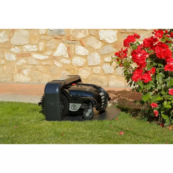 Robotická travní sekačka TECHline PROTECH S25i (15)