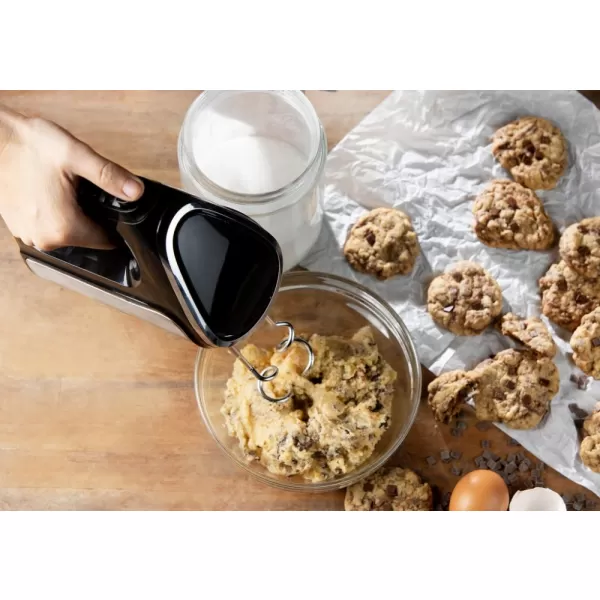 Ruční šlehač DOMO DO9258M