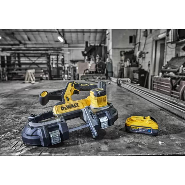 Aku pásová pila 18V bez aku DeWALT DCS378N