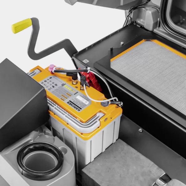 Zametací stroj s odsáváním KM 85/50 R Bp Pack 80Ah Li+FC Kärcher 1.351-129.0