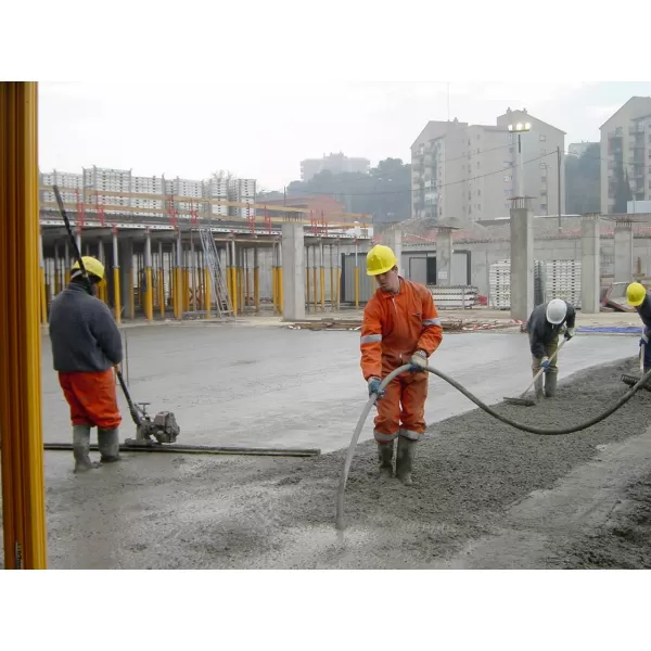 Vysokofrekvenční ponorný vibrátor ENAR M 38 AFP