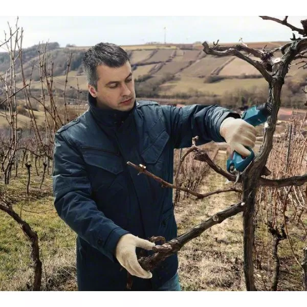 Aku zahradnické nůžky 12V 2x3,0Ah Bosch Pro Pruner 06019K1021