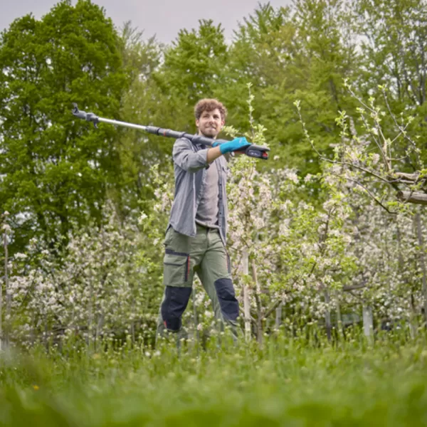 Aku teleskopické vyvětvovací nůžky EasyCut 360/18V P4A bez aku Gardena 14776-55