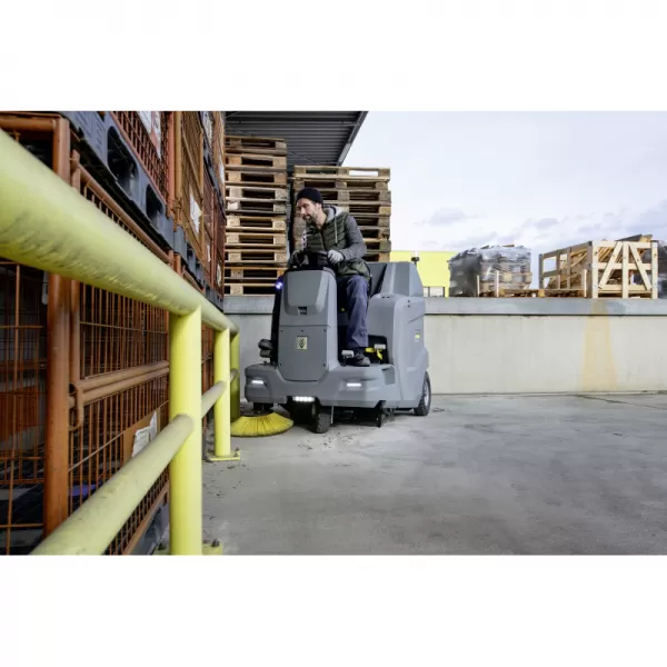 Zametací stroj s odsáváním KM 100/120 R G Kärcher 1.280-171.0