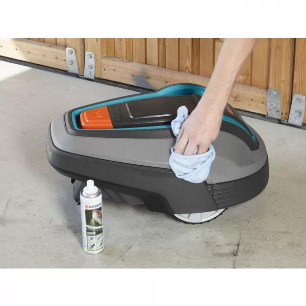 Sada pro údržbu a čištění robotické sekačky Gardena 4067-20