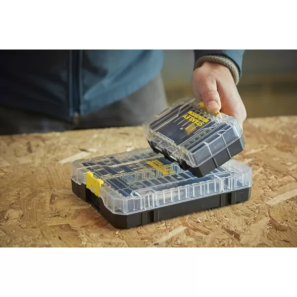 19-dílná sada torzních bitů a vrtáků Stanley STA88552