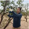 Aku zahradnické nůžky 12V 2x3,0Ah Bosch Pro Pruner 06019K1021