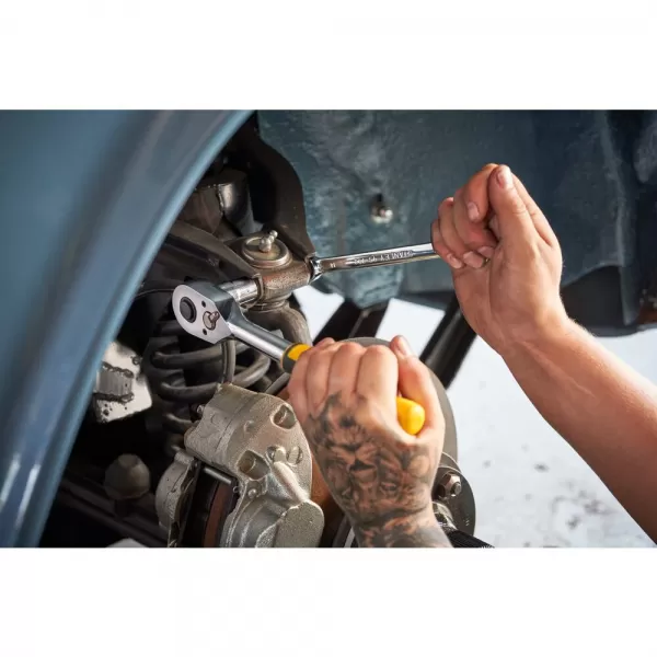 142dílná sada v montážním kufru Stanley STMT98109-1