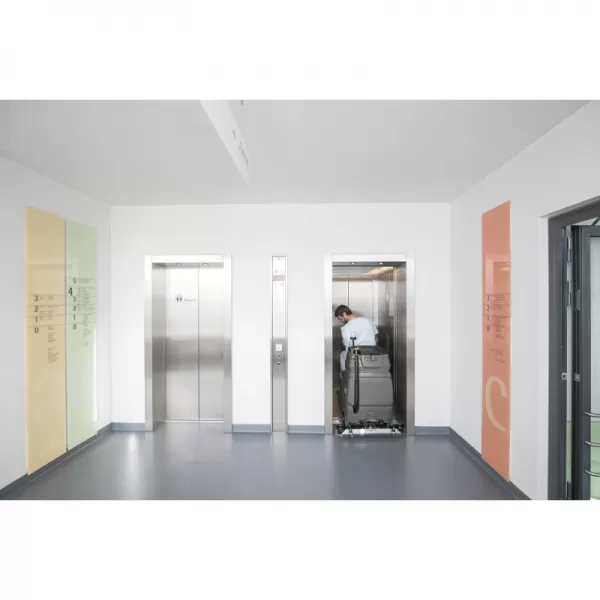 Podlahový mycí stroj s odsáváním BD 50/70 R Classic Bp Pack Kärcher 1.161-071.0