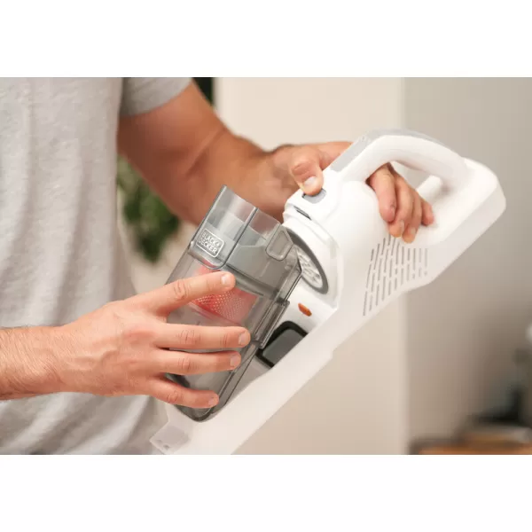 Aku tyčový vysavač 2V1 18V 1x1,5h s integrovaným akumulátorem Black&Decker BHFEA515J