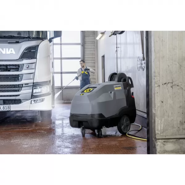 Vysokotlaký čistič HDS 10/21-4 M Kärcher 1.071-939.0