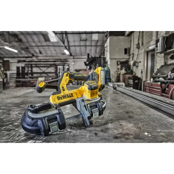 Aku pásová pila 18V bez aku DeWALT DCS378N