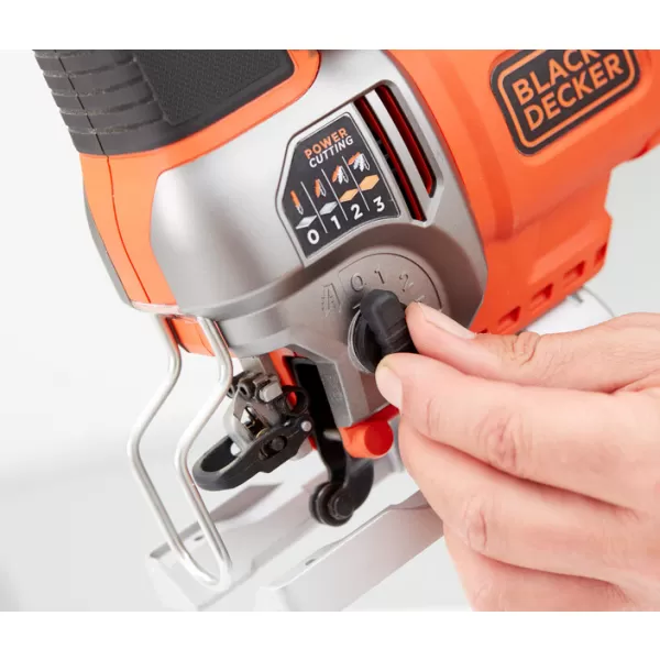 Přímočará pila 650W Black&Decker BES610
