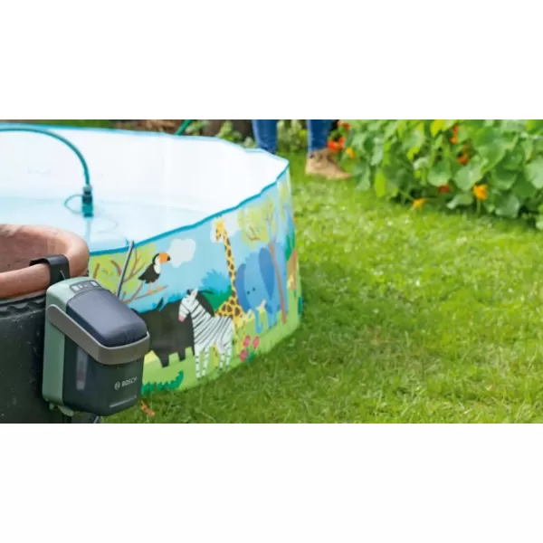 Aku zahradní pumpa Bosch GardenPump 18V-2000 0.600.8C4.202