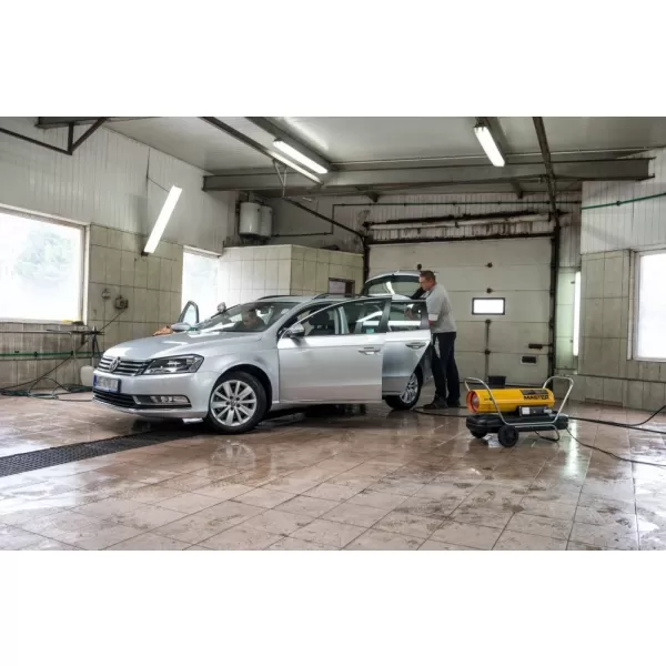 Mobilní naftové topidlo Master B 150 CED