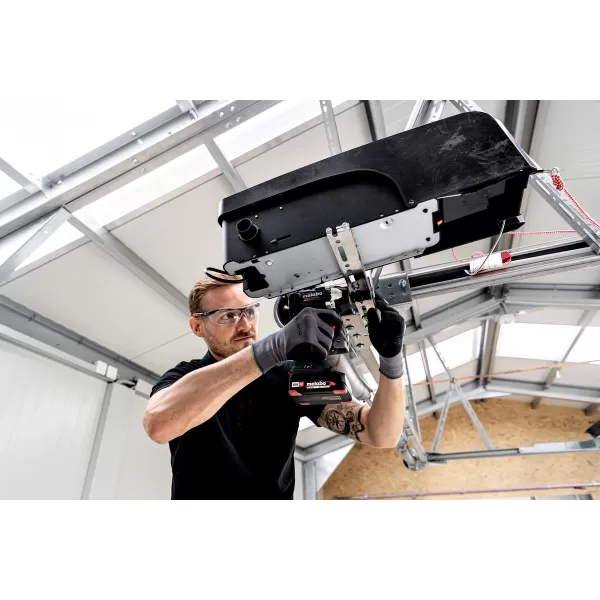 Aku rázový utahovák 18V bez aku SSW 18 LT 300 BL, mB Metabo 602398840