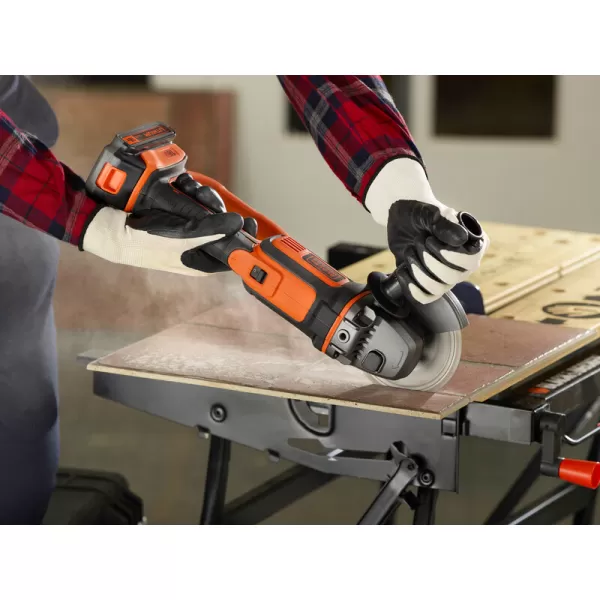 Aku úhlová bruska 18V bez aku Black&Decker BCG720N