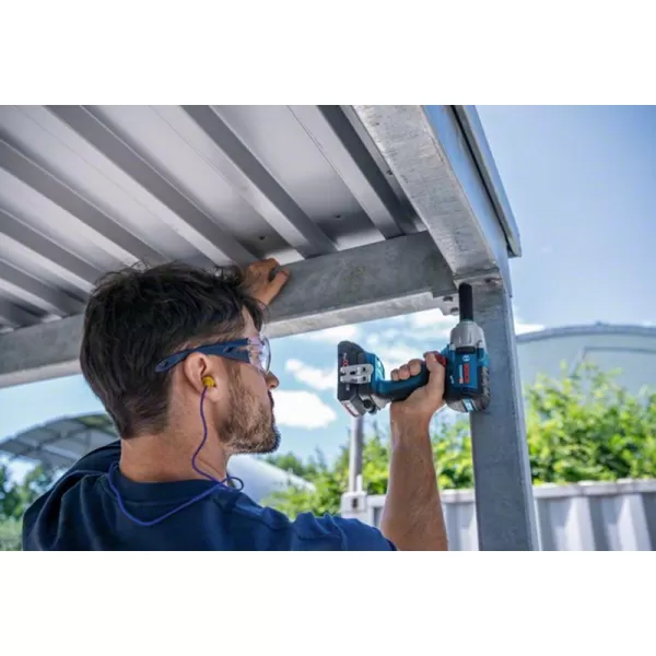 Aku rázový utahovák 2x4,0Ah Bosch GDS 18V-450 PC 06019K4102