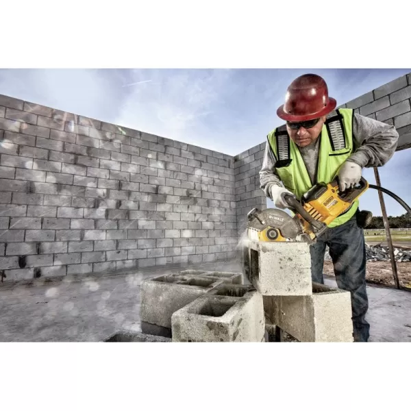 Aku rozbrušovací pila 230mm 54V bez aku a kotouče DeWALT DCS691N