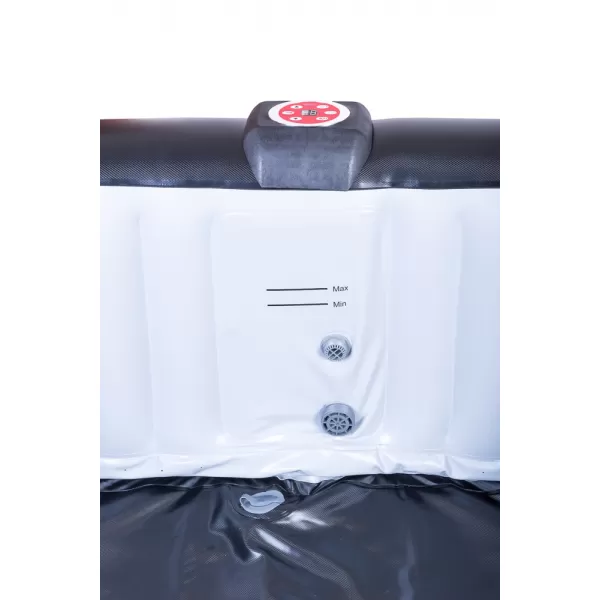 Mobilní vířivka Belatrix Faro 140