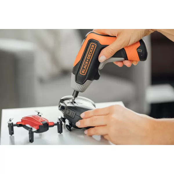Aku šroubovák se zahnutou rukojetí 3,6V Black&Decker BCF611CK