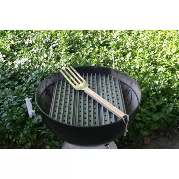 Grilovací rošt 57 cm s grilovací obracečkou GRILLGRATE Kettle