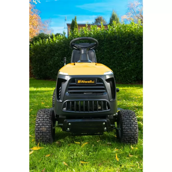 Travní traktor se zadním výhozem 92cm Riwall PRO RLT 92 HRD TK13G2501001B