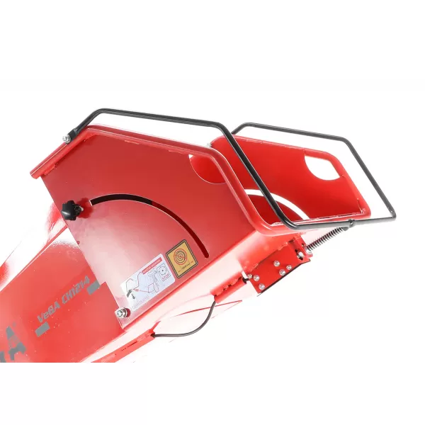 Benzínový drtič dřeva VeGA CH1214