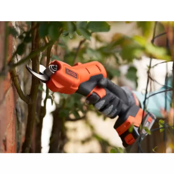 Aku zahradní nůžky 18V 1x2,0Ah Black&Decker BCPP18D1