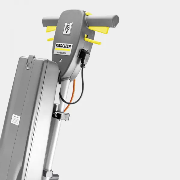 Jednokotoučový podlahový mycí stroj BDP 43/400 C Kärcher 1.291-251.0