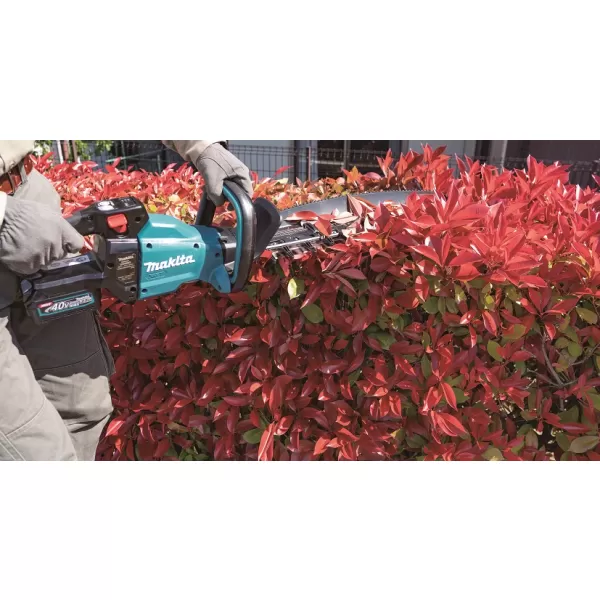 Aku plotostřih 600mm Li-ion XGT 40V bez aku Makita UH004GZ