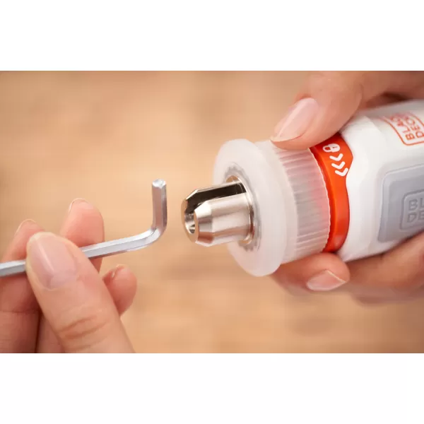 Aku šroubovák s upínacím sklíčidlem pro L klíče 3,6V Black&Decker BCRTA01