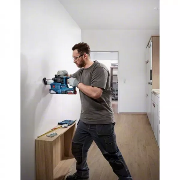 Aku vrtací kladivo SDS-Plus 18V 2x4,0Ah Bosch GBH 185-LI 0611924021