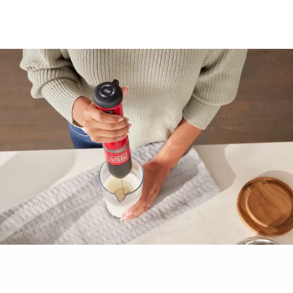 Aku tyčový mixér 7,2V 1x2,0Ah 6v1 - červený Black&Decker BCKM1016KSR