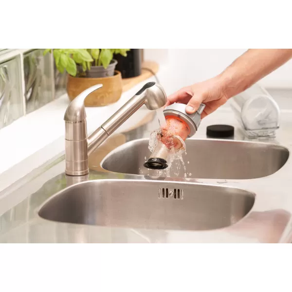 Aku tyčový vysavač 2V1 18V 1x2,0Ah s vyjímatelným akumulátorem Black&Decker BHFEA18D1