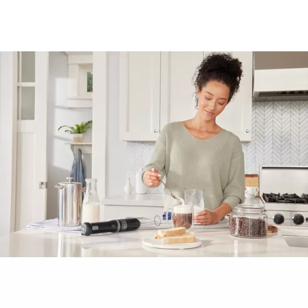 Aku tyčový mixér 7,2V 1x2,0Ah 6v1 - černý Black&Decker BCKM1016KSB