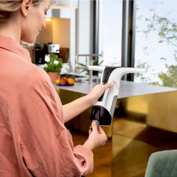 Aku stěrka WV 4-4 Plus Kärcher 1.633-540.0