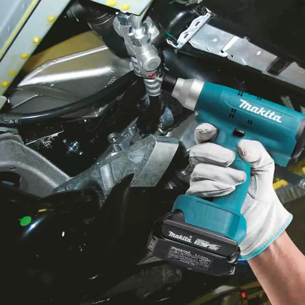 Aku šroubovák Li-ion LXT 18V bez aku Makita DFT120TMZ