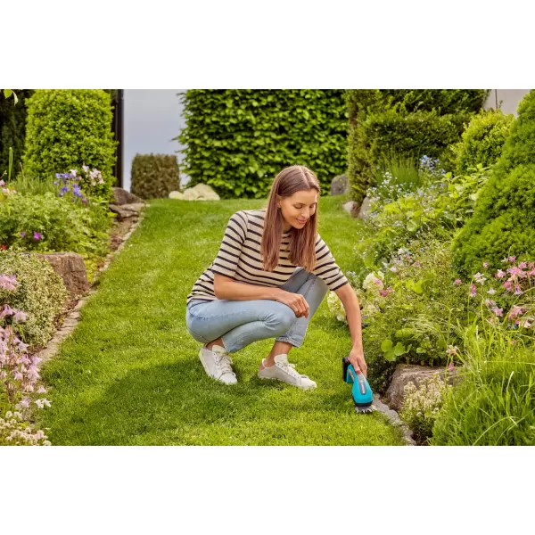 Aku nůžky na trávu a keře PowerCut 20/18V - bez aku Gardena 14750-55