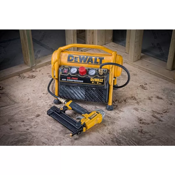 Vzduchový kompresor 6l + hadice 5m DeWALT DPC6MRC