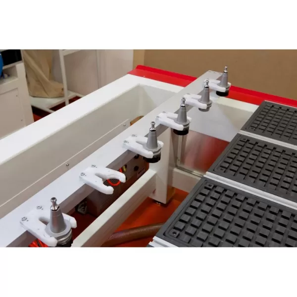 CNC router Numco E2 2040 ATC RO300032