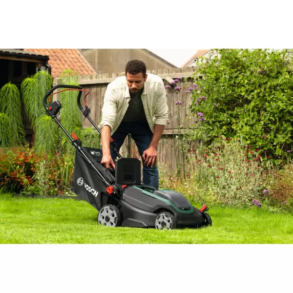 Aku sekačka 18V bez aku Bosch Rotak 18V2-43 06008B9L01