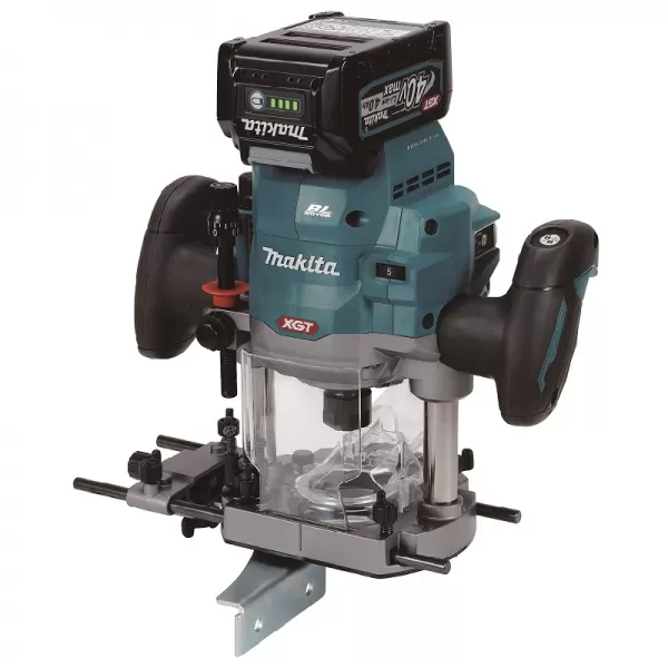 Aku vrchní frézka s regulací Li-ion XGT 40V 2x4,0Ah Makpac Makita RP001GM201