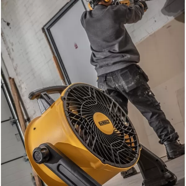 Stolní a závěsný průmyslový ventilátor 40 cm (16") DeWALT DXF1645A