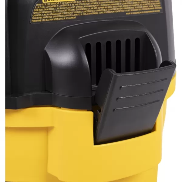 Tichý průmyslový vysavač na mokré a suché vysávání se zásuvkou 20 l DeWALT DXV20PTA-QT